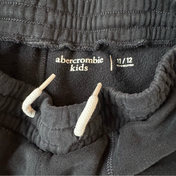 3 pairs Abercrombie & Fitch Kids Jogger Pants - Black and Gray - Picture 3 of 4